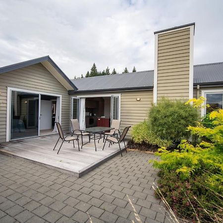 Southland Sounds - Te Anau Holiday Home Kültér fotó
