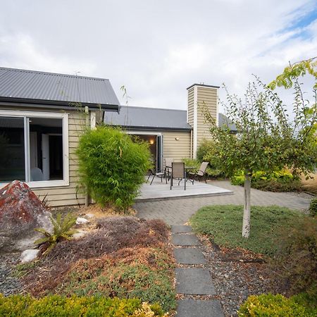 Southland Sounds - Te Anau Holiday Home Kültér fotó