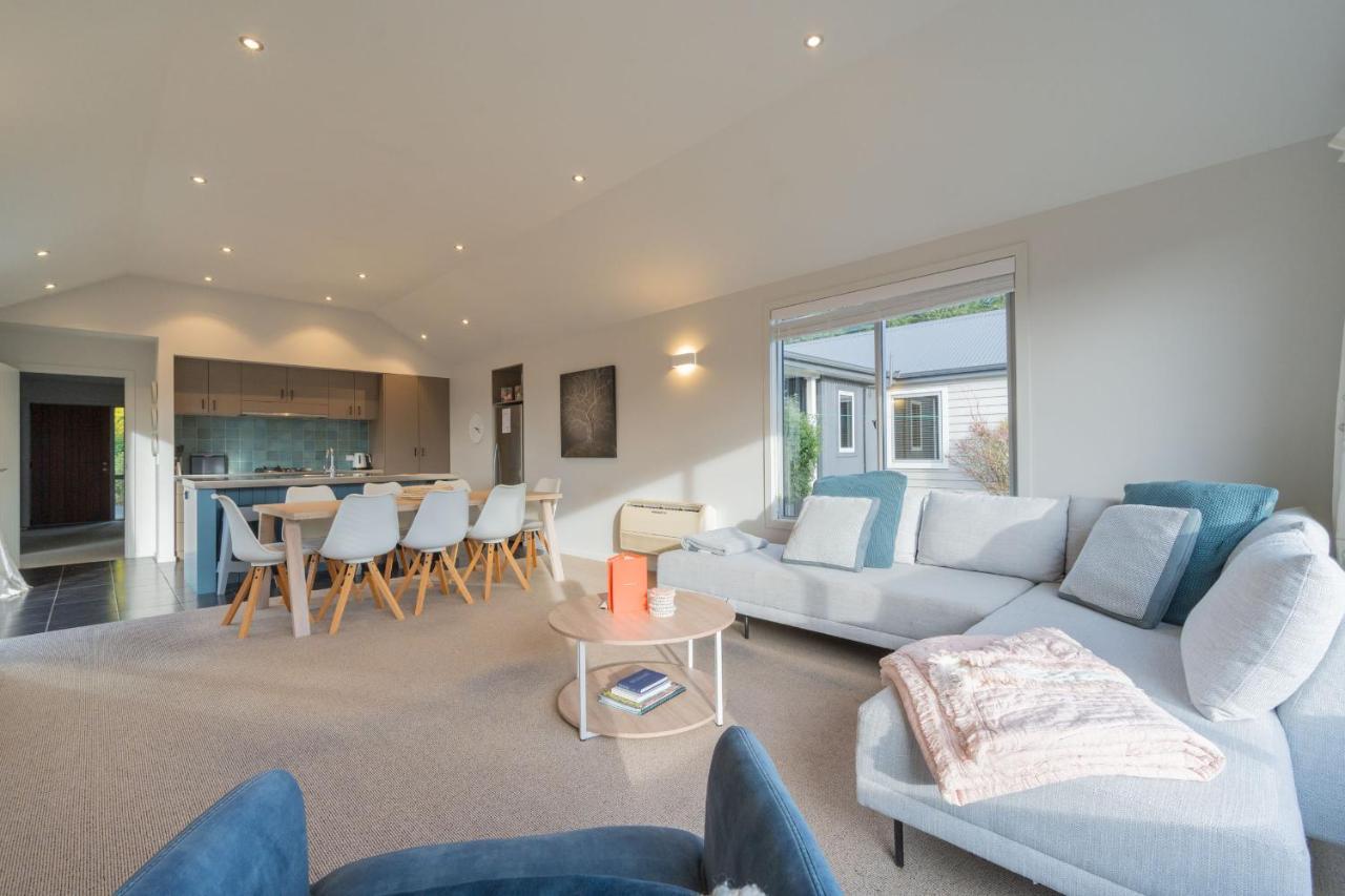 Southland Sounds - Te Anau Holiday Home Kültér fotó